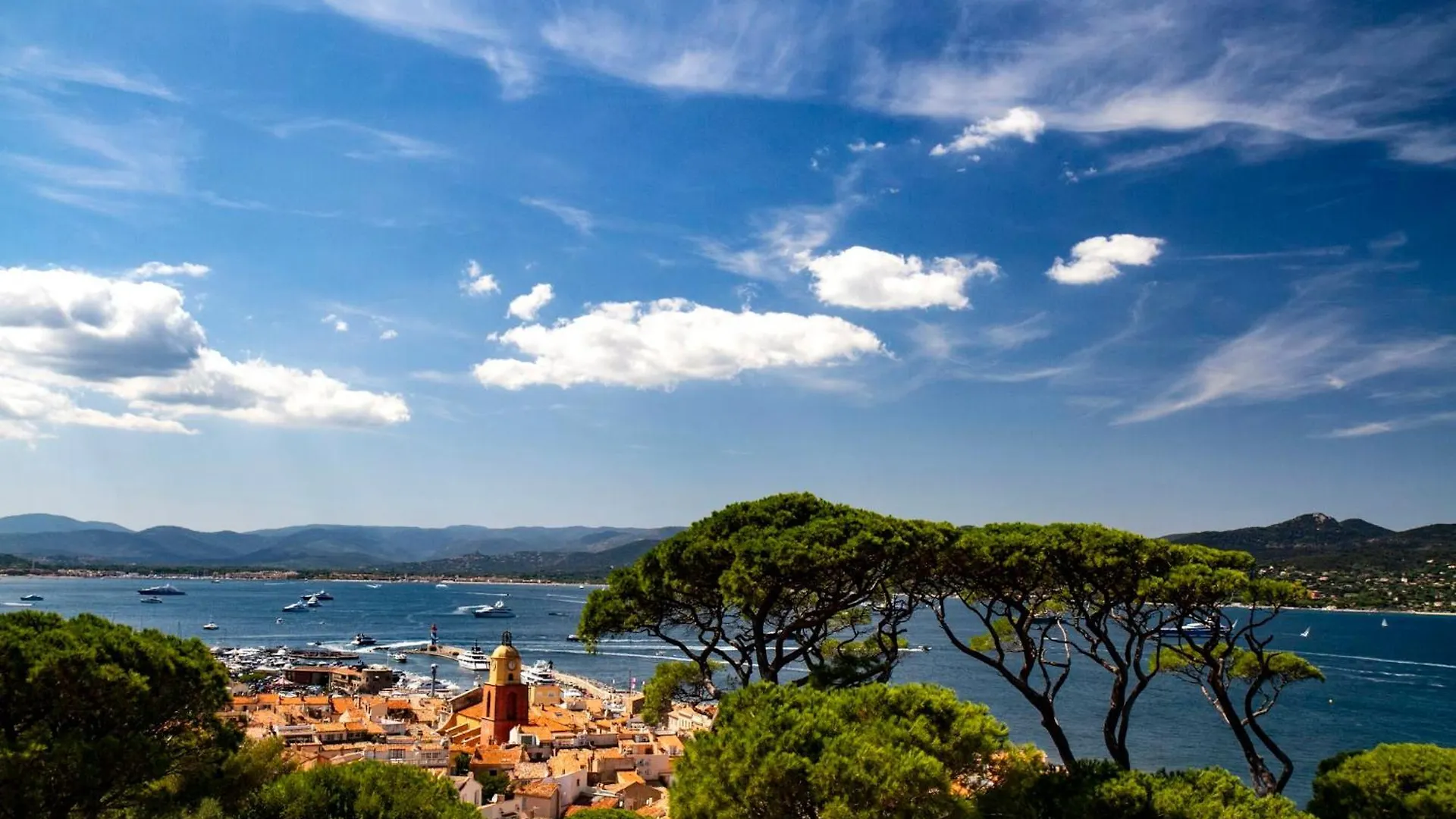 Apartment Marcogvoile - Golfe De Saint-Tropez - Agreable T2 Cabine Avec Vue Sur La Marina Cogolin